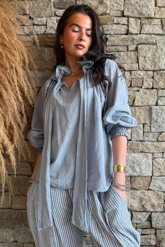 Larc Poet Blouse Cloud